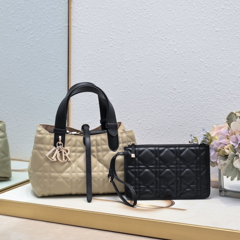 D*or top handle bags